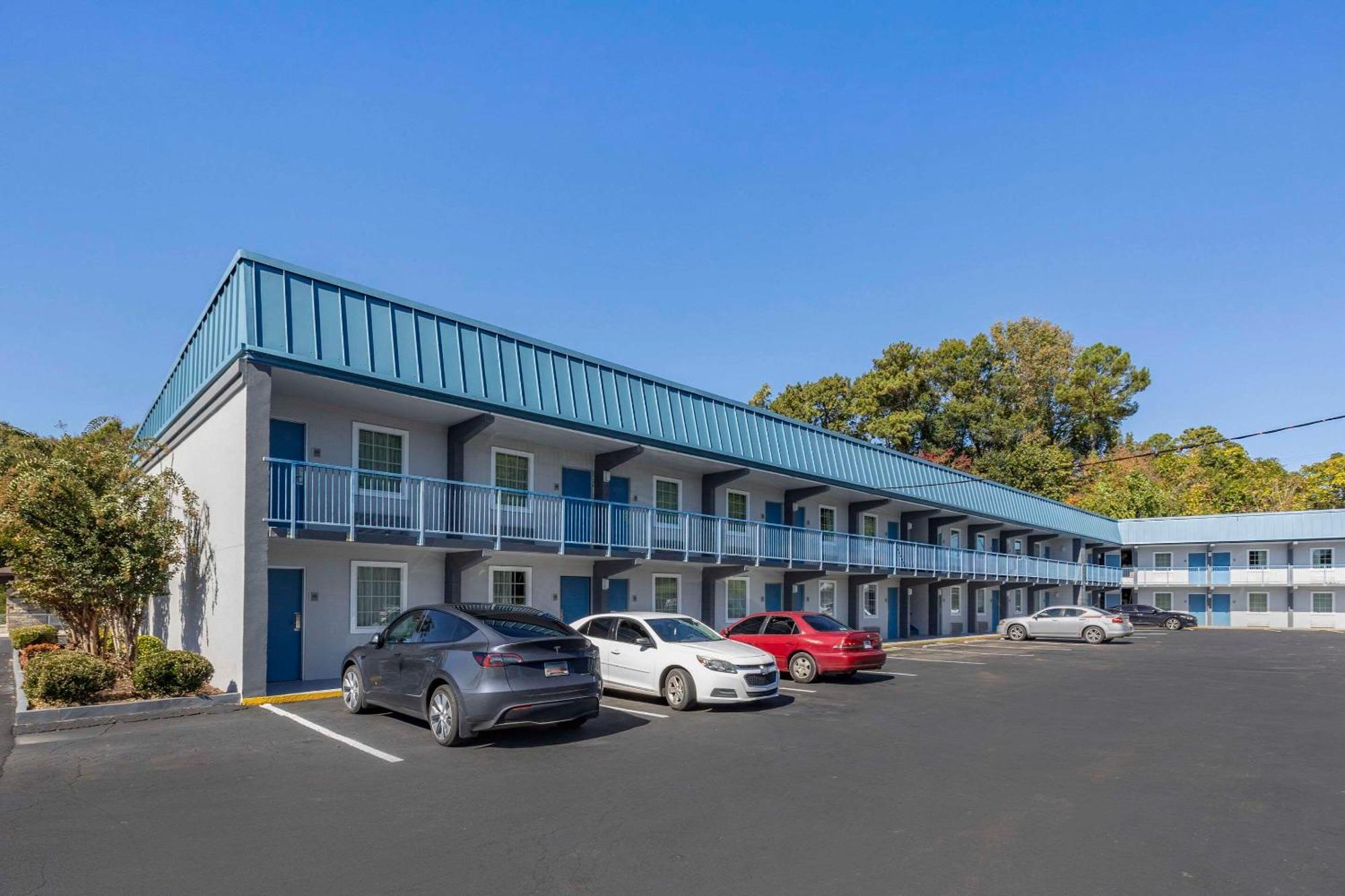 Rodeway Inn Union Exterior photo